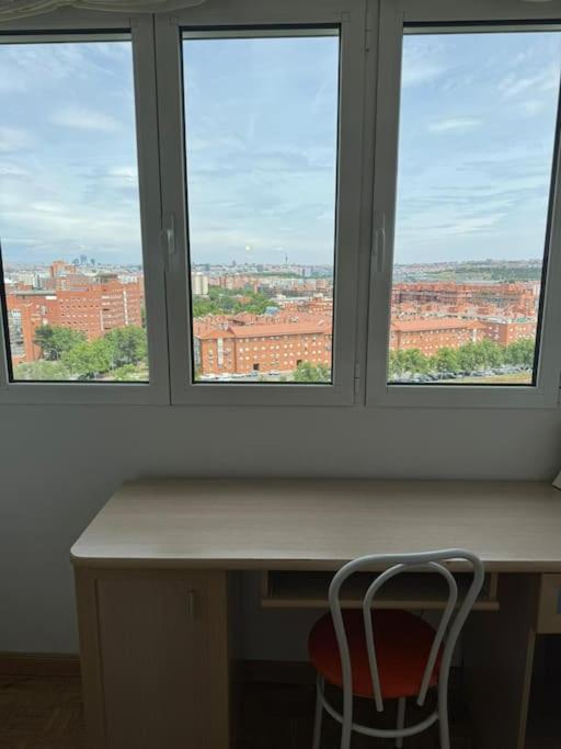 Piso Cerca Al Centro De Madrid San Luciano Leilighet Eksteriør bilde